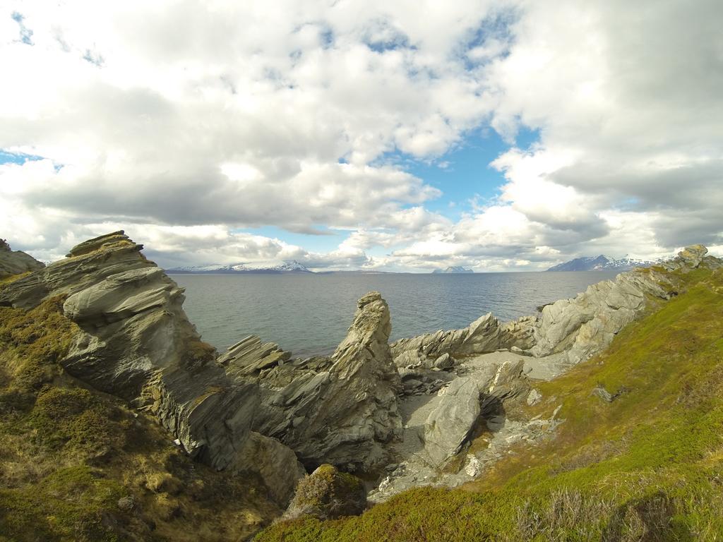 Lyngen Fjordcamp Villa Nord-Lenangen Buitenkant foto